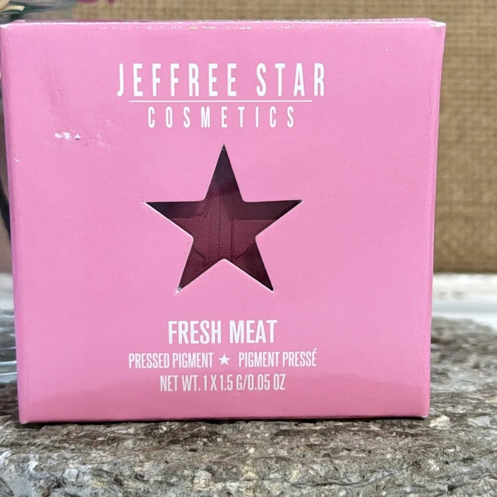 Jeffrey Star Cosmetics Artistry Singles Pressed Pigment Eye Shadow in Fresh Meat